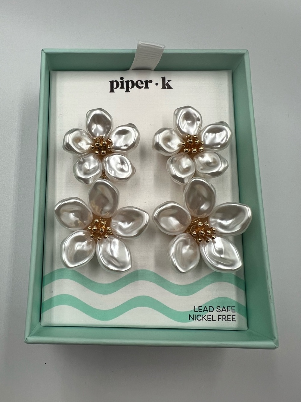 Piper K Pearl Flower Statement Double Drop
Earrings Gold White NIB
